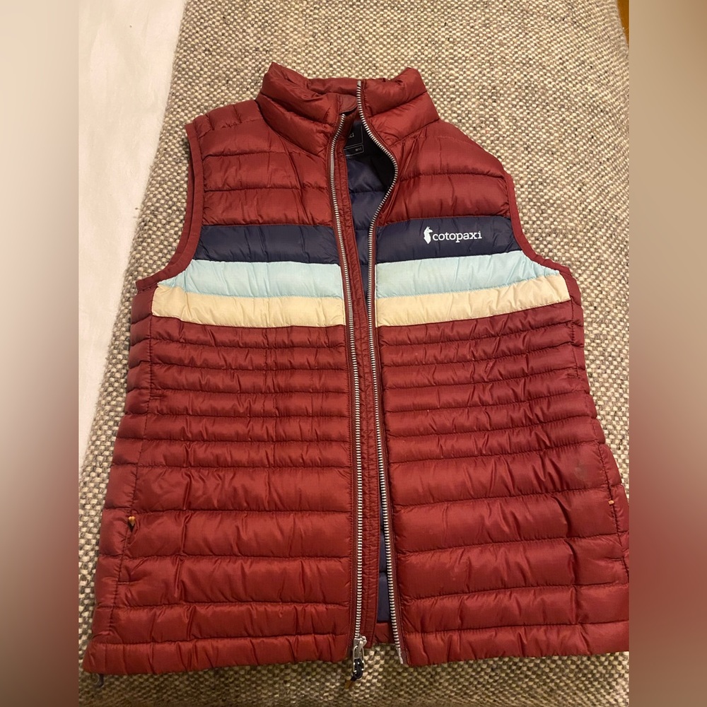 Cotopaxi vest. Size XS worn once